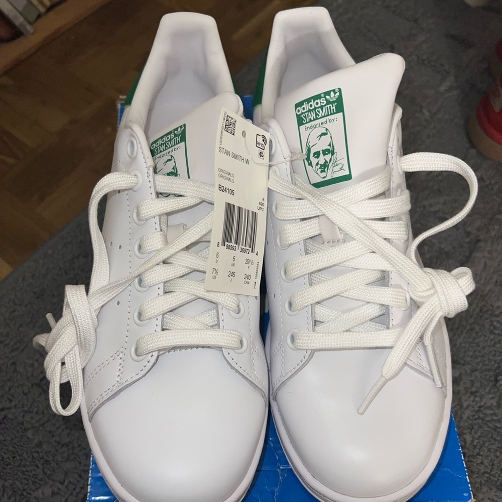 Classic Stan Smith Women’s Brand New